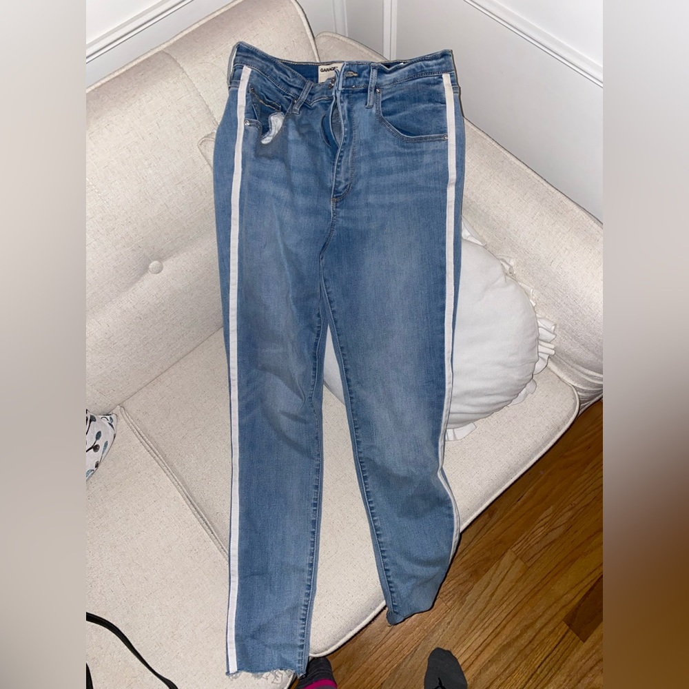 NWOT- never worn Garage Jeans!